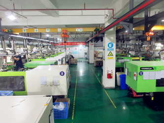 LA CHINE Shenzhen Yunbo Hardware And Plastic Co., Ltd.