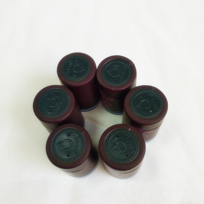 Le rétrécissement fait sur commande de plastique de bouteille de vin de couleur de PVC couvre des joints antipoussière